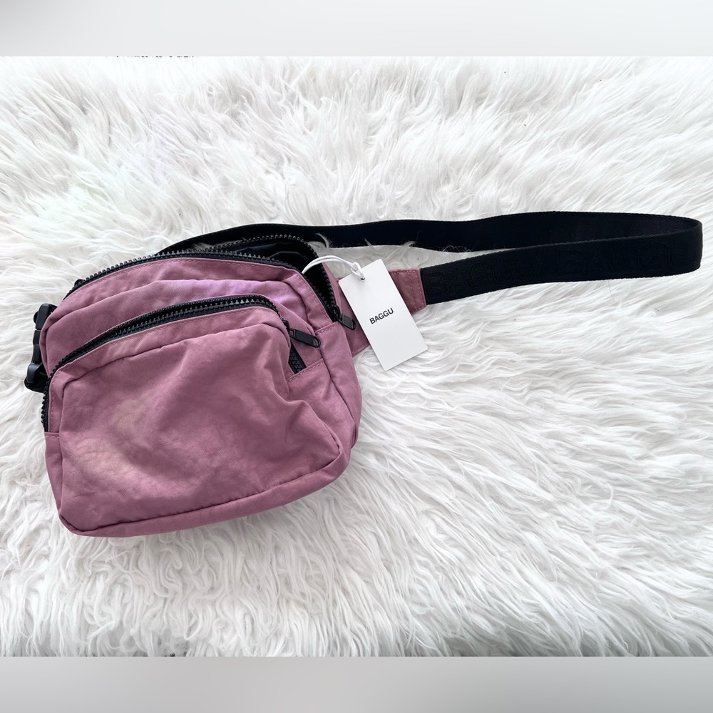 baggu fanny pack rose jam